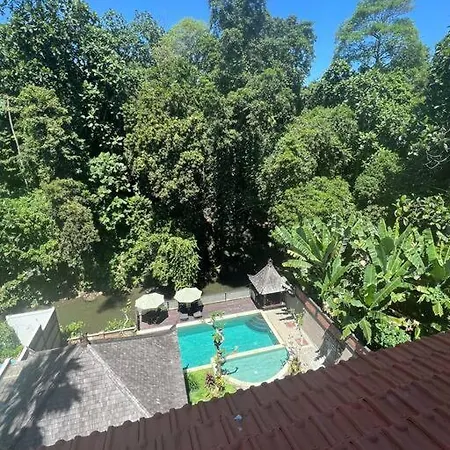 Villa Luca, Riverside Retreat Near Tanah Lot